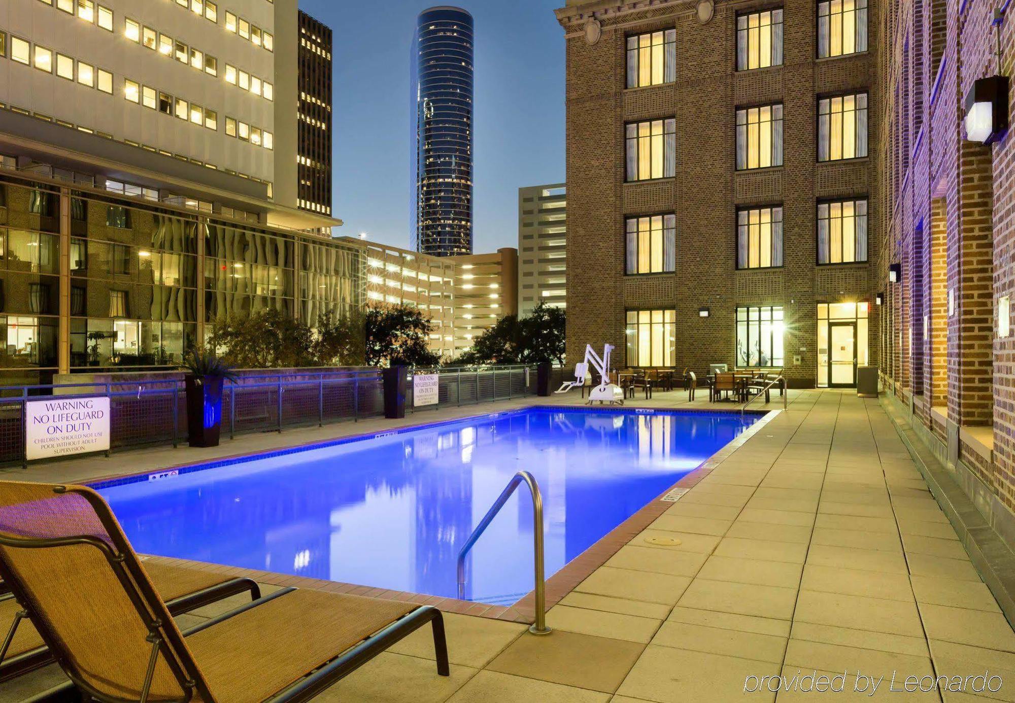 Courtyard Houston Downtown Convention Center Hotell Eksteriør bilde
